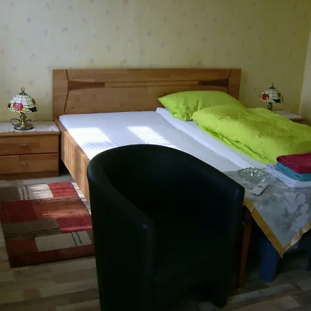 Zur Traube Hatzenport