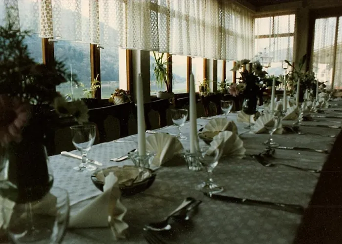 여관 Zur Traube 3*